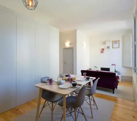 A Da Maria Ildefonso Apartment Porto