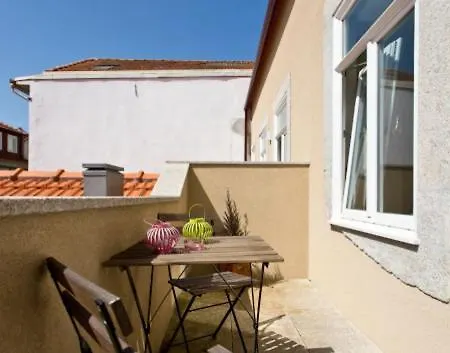 A Da Maria Ildefonso Apartment
