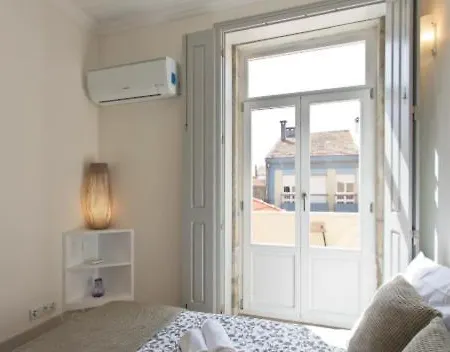 A Da Maria Ildefonso Apartment *